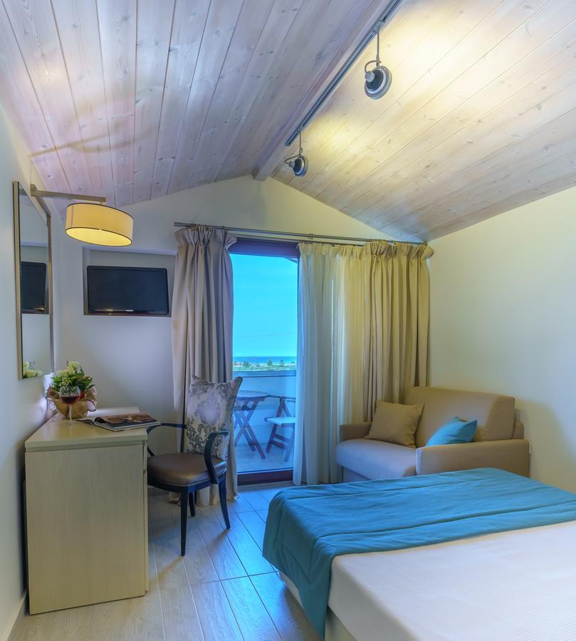 Cosmopolitan Hotel & Spa Paralía Dış mekan fotoğraf