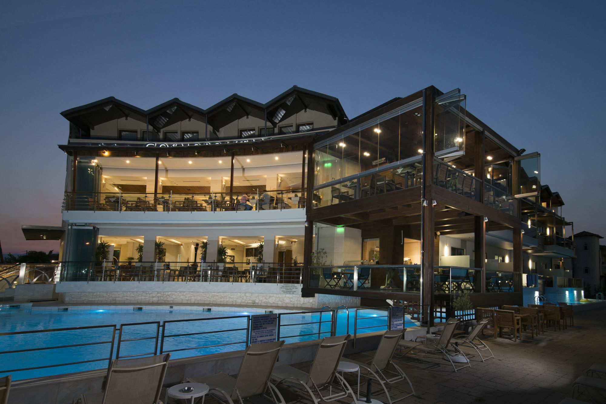 Cosmopolitan Hotel & Spa Paralía Dış mekan fotoğraf